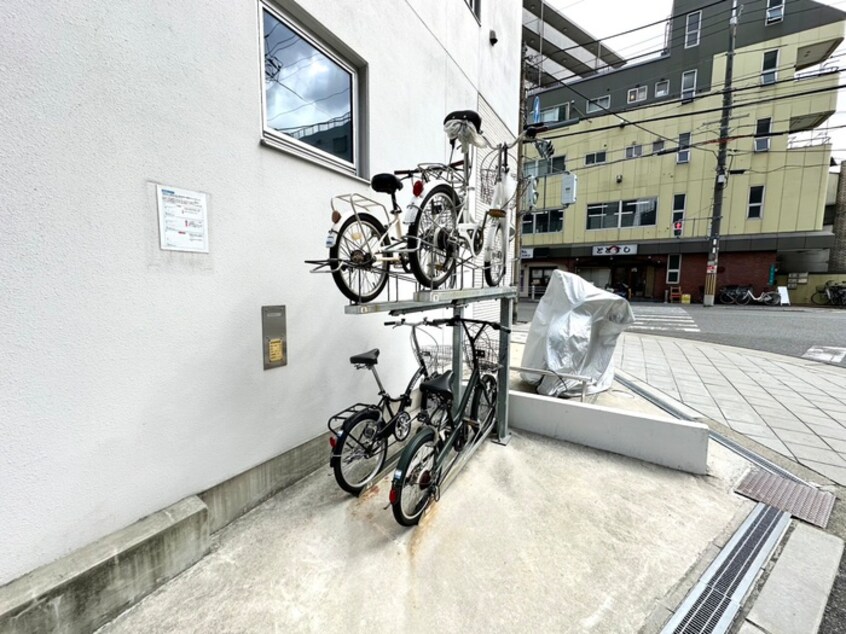 駐輪場 Felis塚本