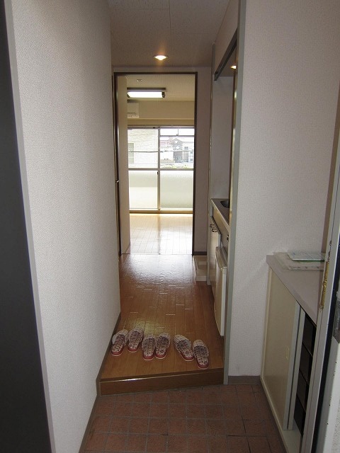 玄関 ルミナス岸部