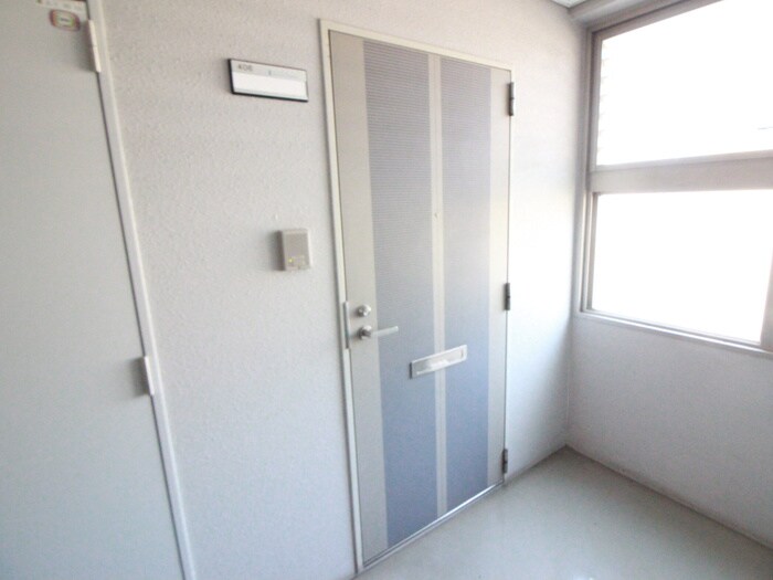 玄関 アクティ塚口