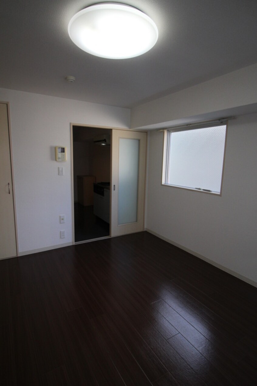 居室 ヒルズ５谷町