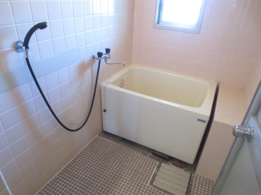 バス／シャワールーム等 コスモカウンティー