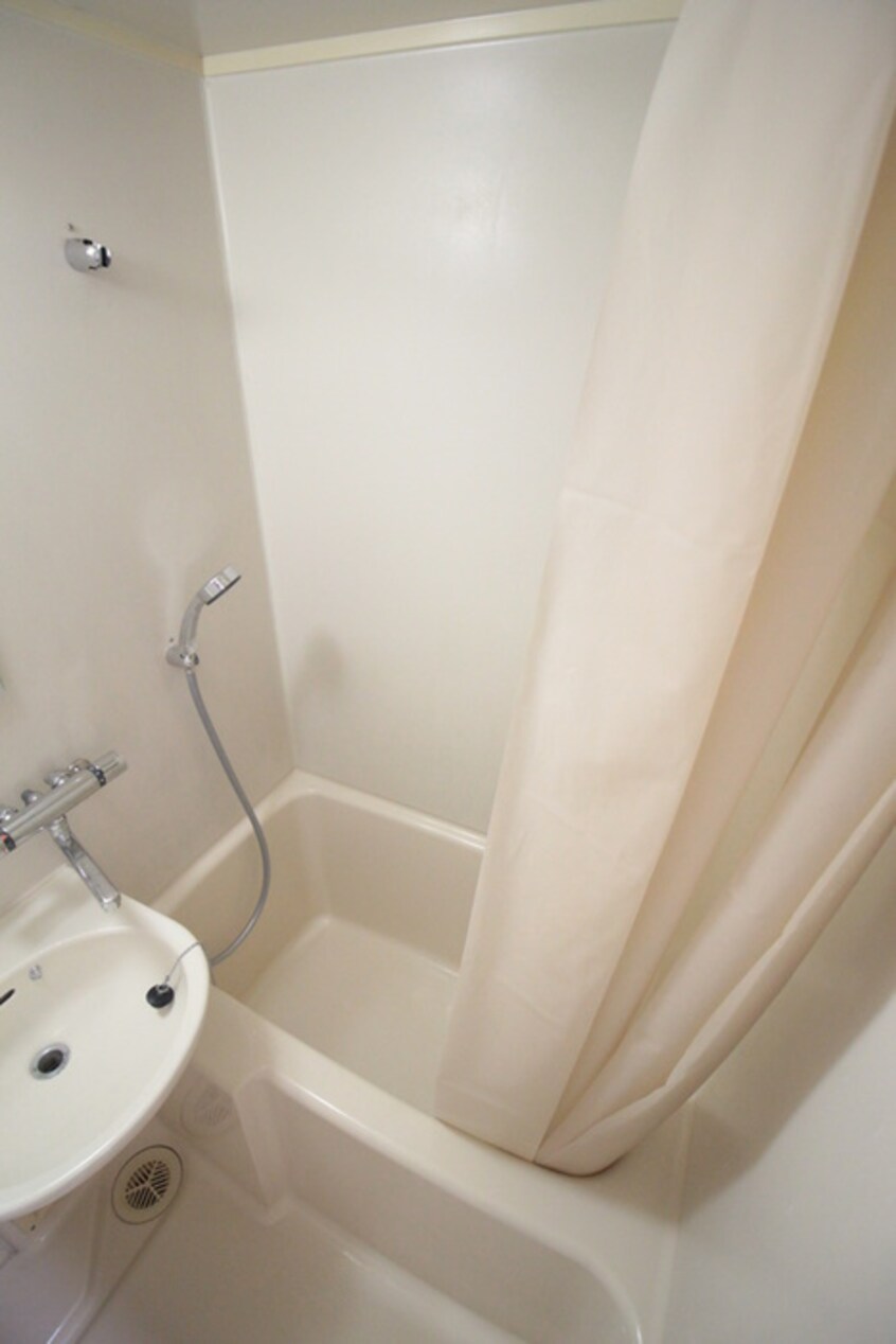 バス／シャワールーム等 ハイツヒグチ