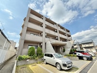 アーデル・ヴィラ