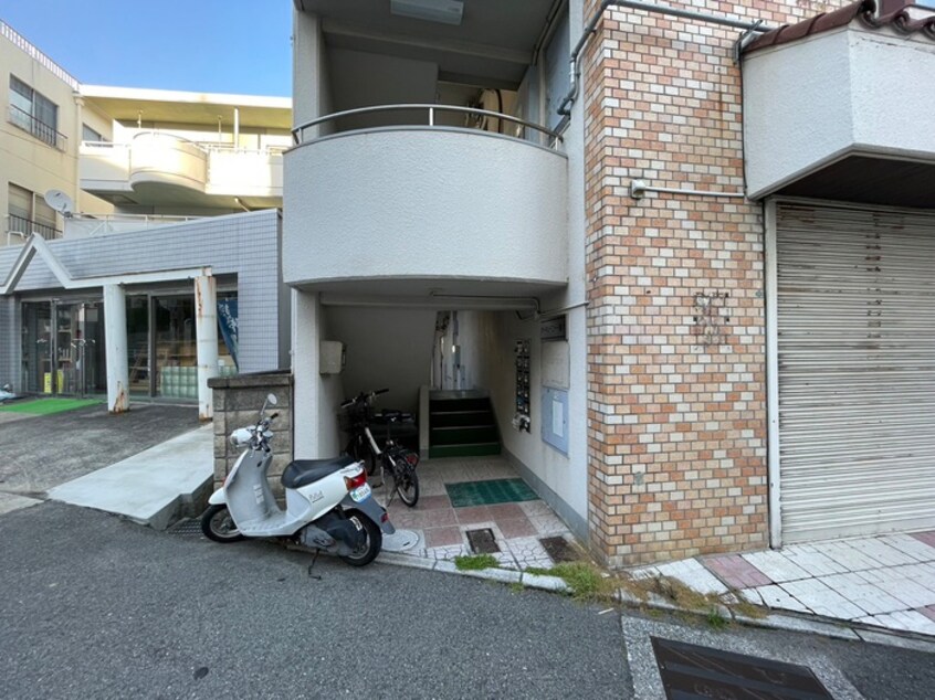 エントランス部分 オーキッドコート垂水