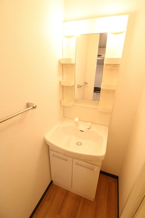 洗面 ﾌﾟﾛｼ-ﾄﾞ大阪EASTｱｸｱ･ﾗ･ﾌｫﾝﾃ(509)