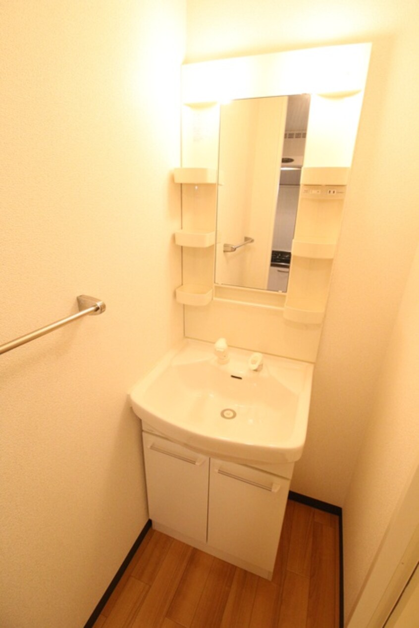 洗面 ﾌﾟﾛｼ-ﾄﾞ大阪EASTｱｸｱ･ﾗ･ﾌｫﾝﾃ(509)