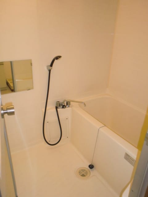 バス／シャワールーム等 東華マンション