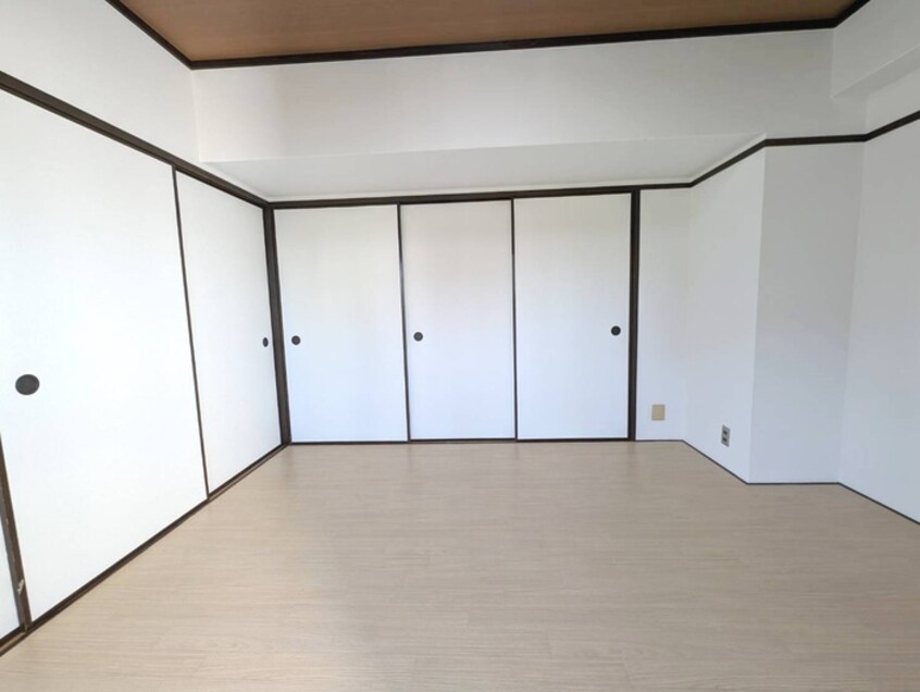 居室 ダイアパレス本田（601）