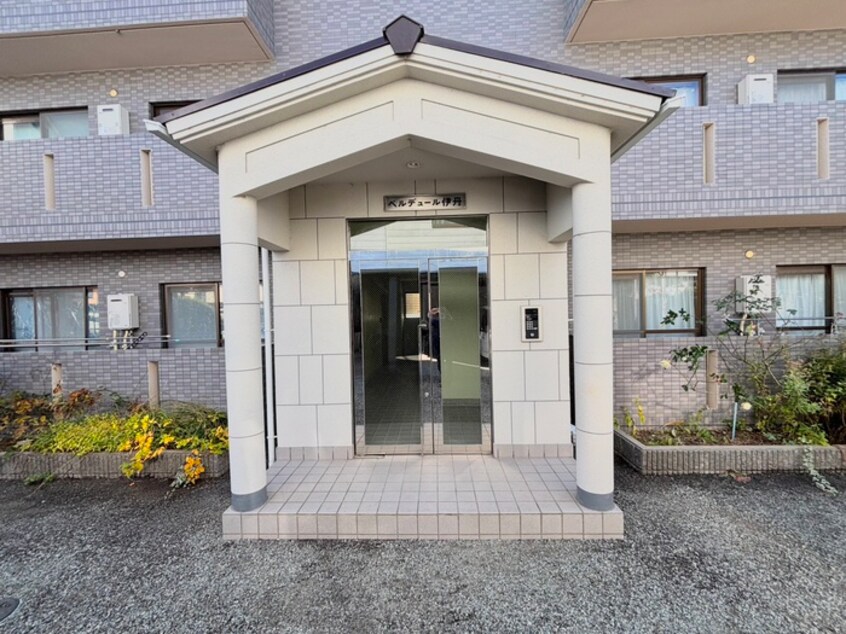 エントランス部分 ベルデュ－ル伊丹
