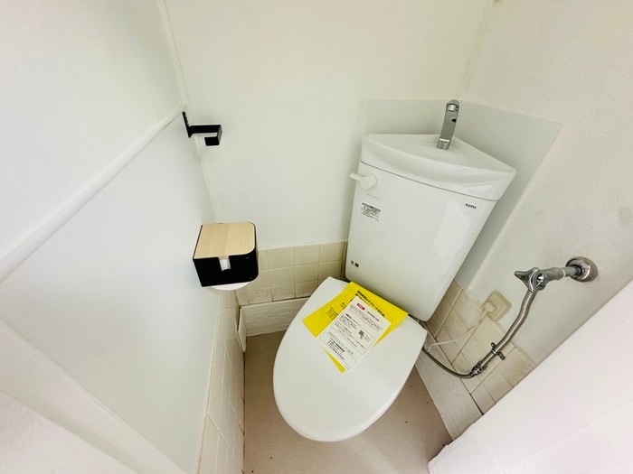 トイレ 日野町貸家西