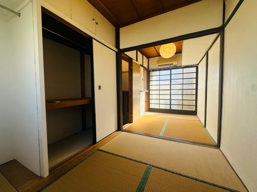 居室 日野町貸家西