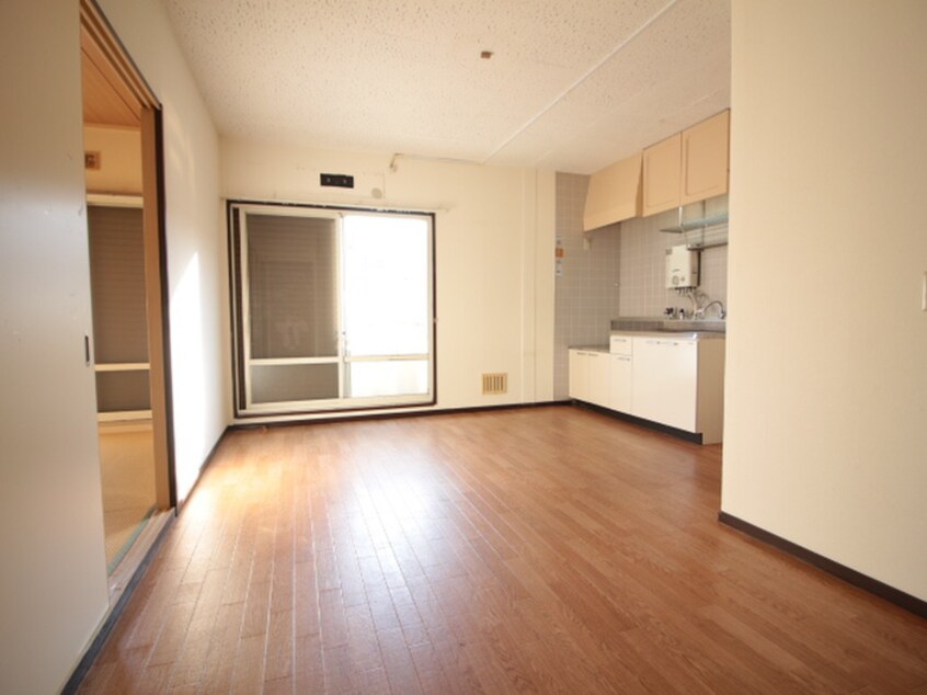 居室 浅尾ハイツ東