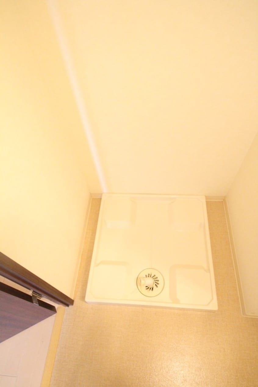 洗濯機置場 ベルヴィ江坂公園