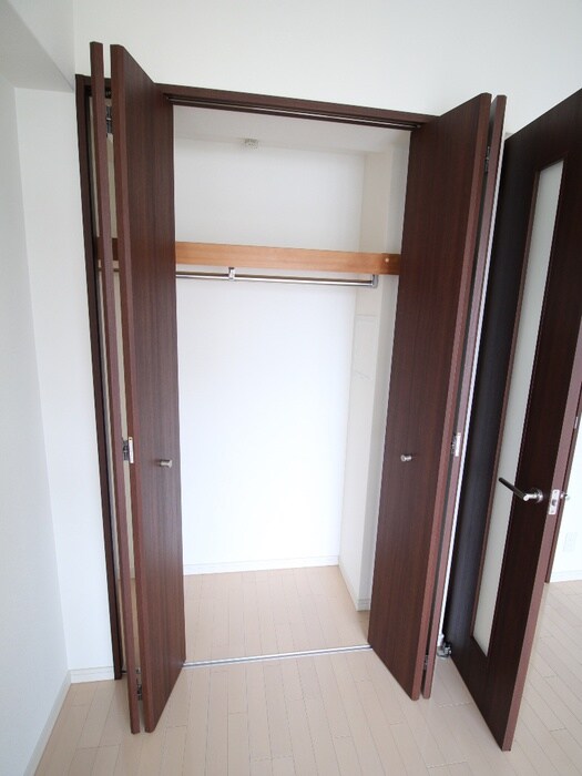 収納 ベルヴィ江坂公園