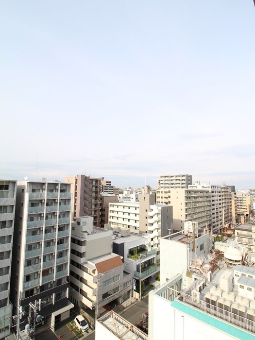 室内からの展望 ベルヴィ江坂公園