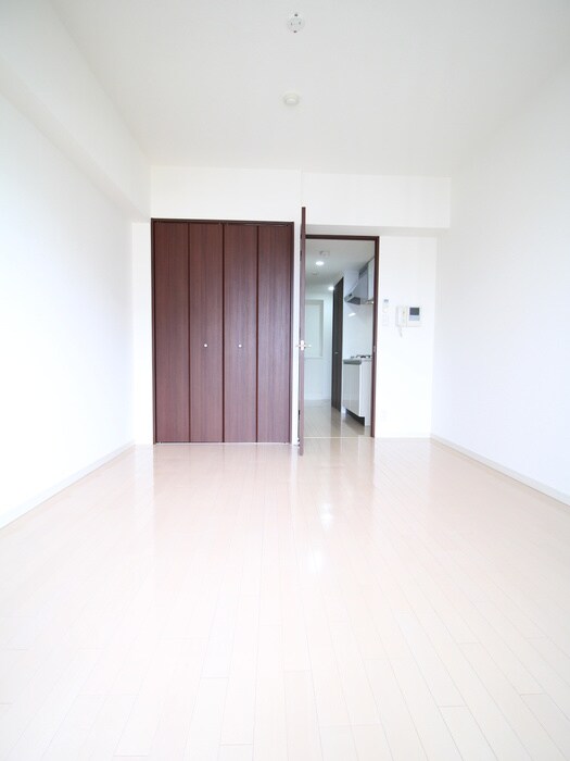 居室 ベルヴィ江坂公園