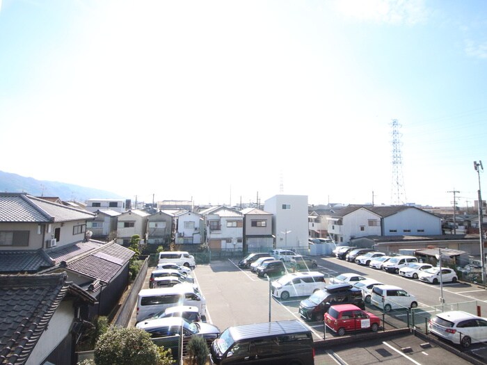 室内からの展望 メゾンドボヌ－ル上尾