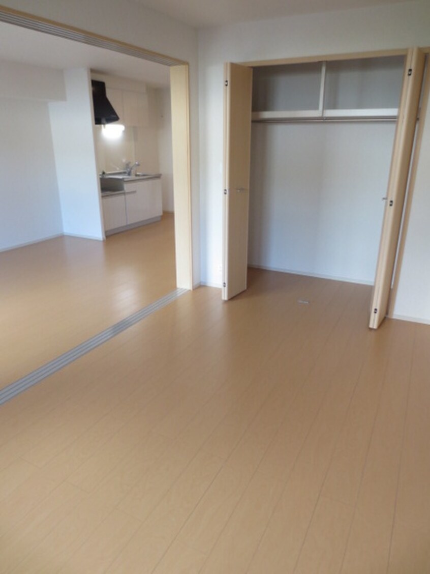 収納 サンライトプラザ