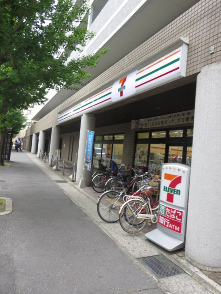 セブン-イレブン京都修学院駅前店(コンビニ)まで400m ドエル修学院