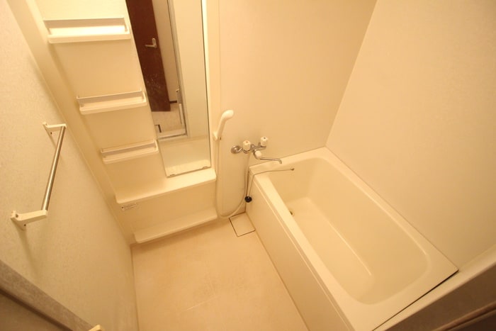 バス／シャワールーム等 アビタシオングラシュース