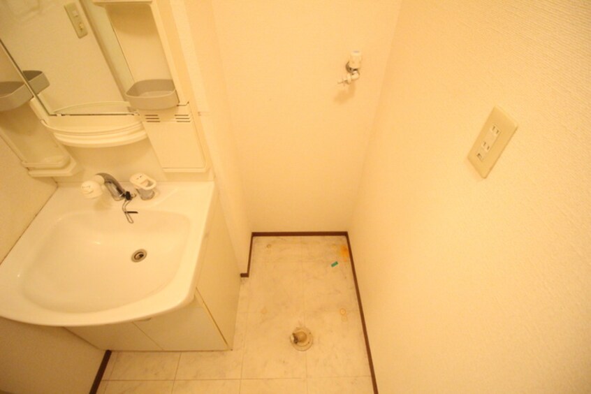 洗濯機置場 アビタシオングラシュース