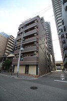 フレア新大阪の外観
