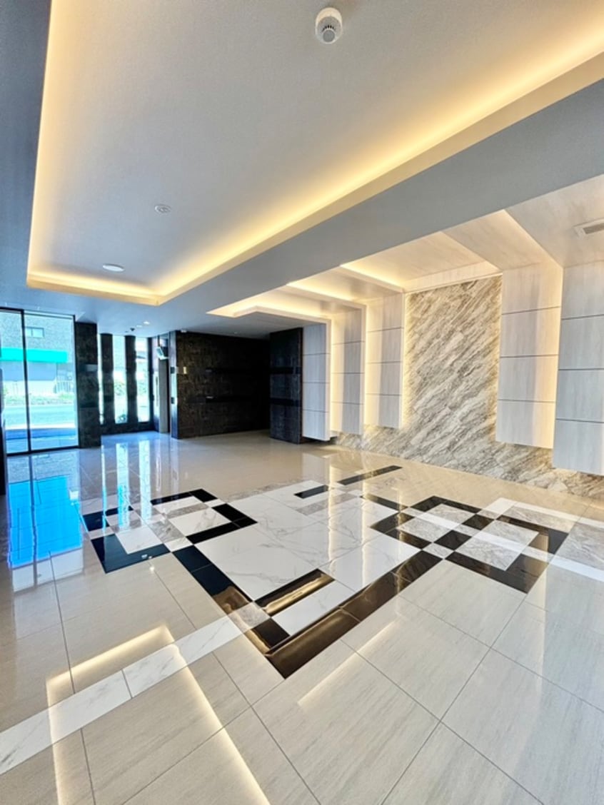 エントランス部分 La　Douceur天王寺