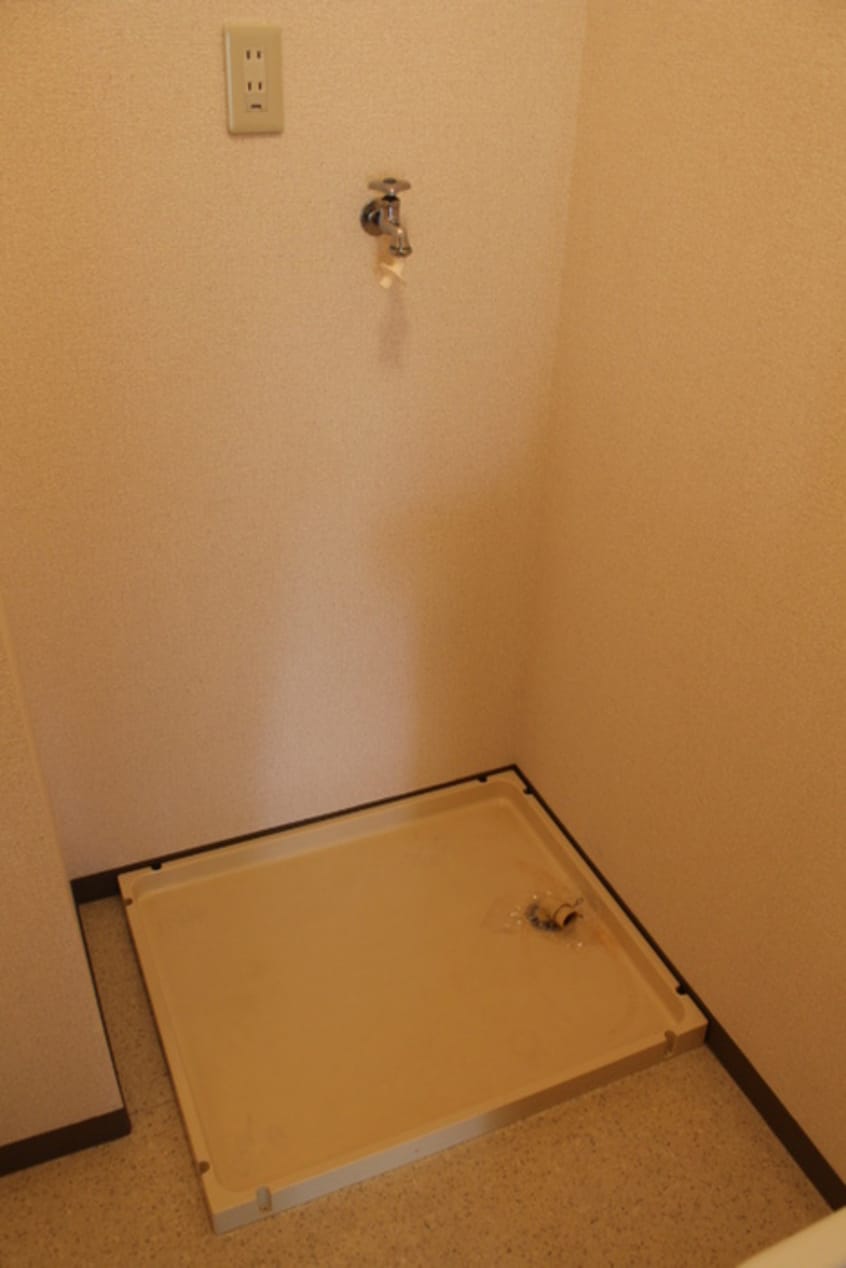 洗濯機置場 ピアチェーレⅠ