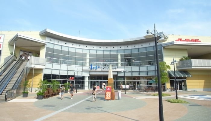 ららぽーと甲子園(ショッピングセンター/アウトレットモール)まで550m リンダプラヤ甲子園