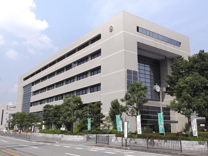 川西市役所(役所)まで213m サントルリヴィエ－ル