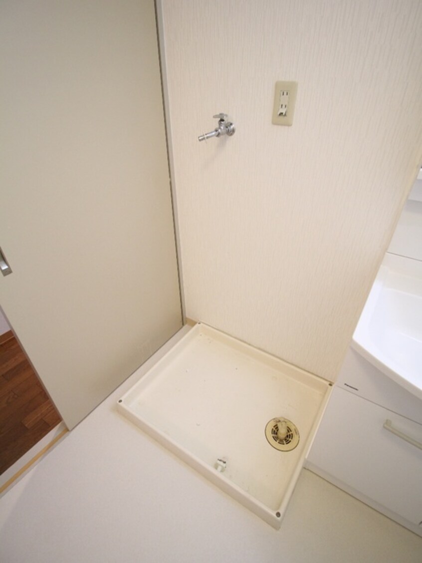 洗濯機置場 パインコート江坂