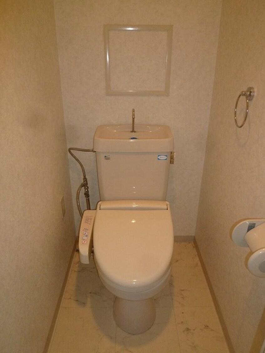 トイレ パインコート江坂