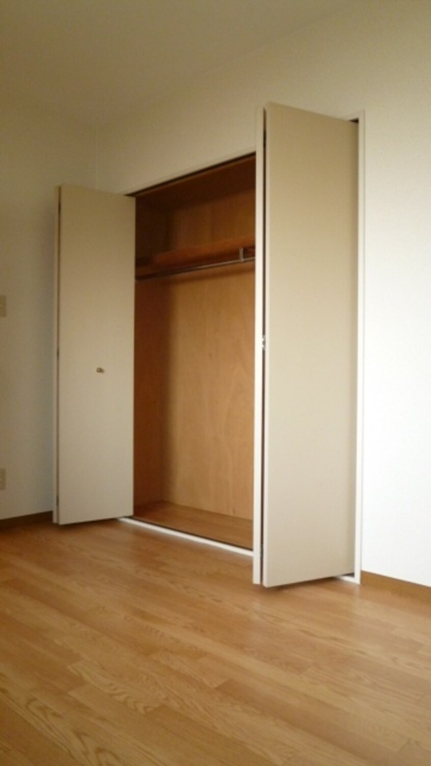 収納 パインコート江坂