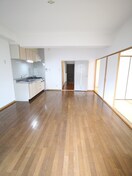 居室 パインコート江坂