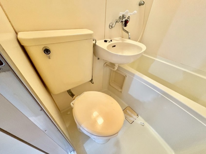 トイレ ジュネス六甲道