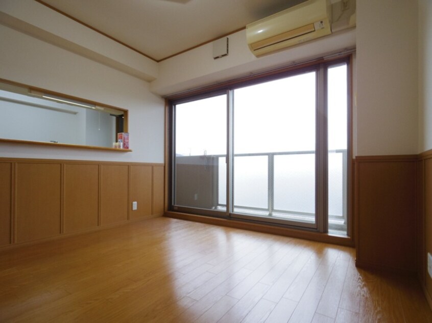 居室 フレーヴァー七瀬川