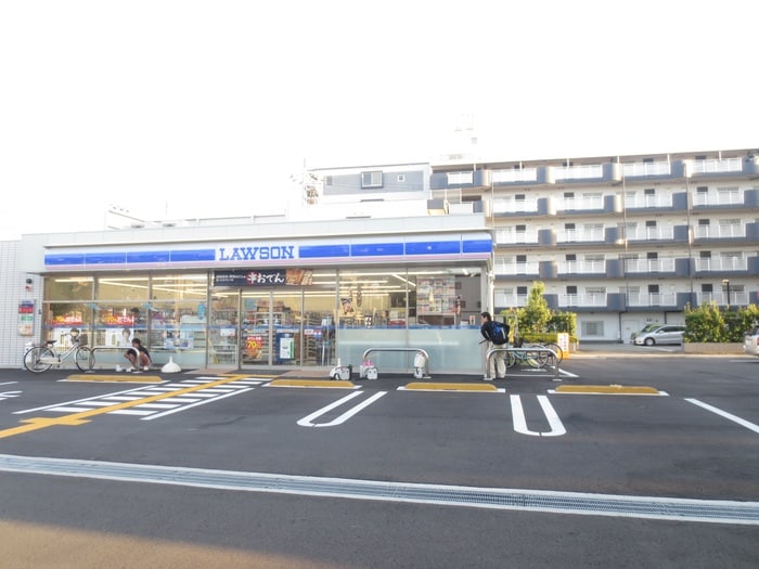 ローソン 尼崎水堂町三丁目店(コンビニ)まで260m フリーデ立花