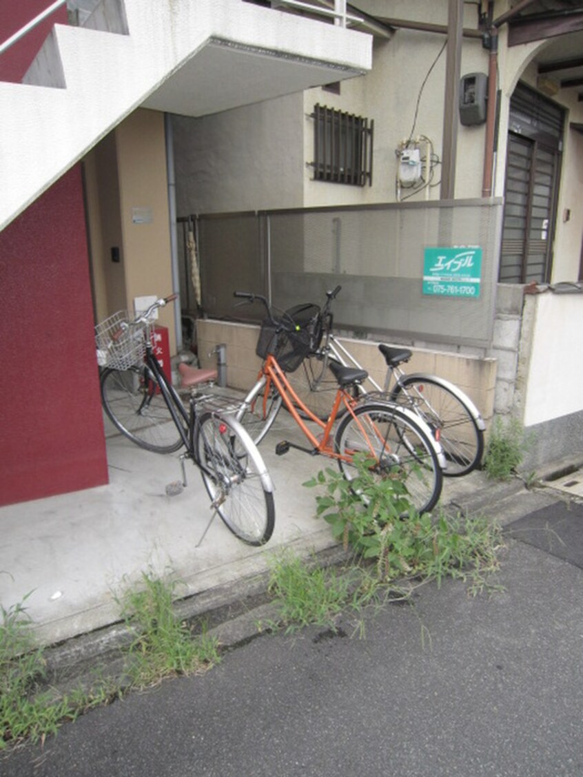 駐輪場 未来小屋