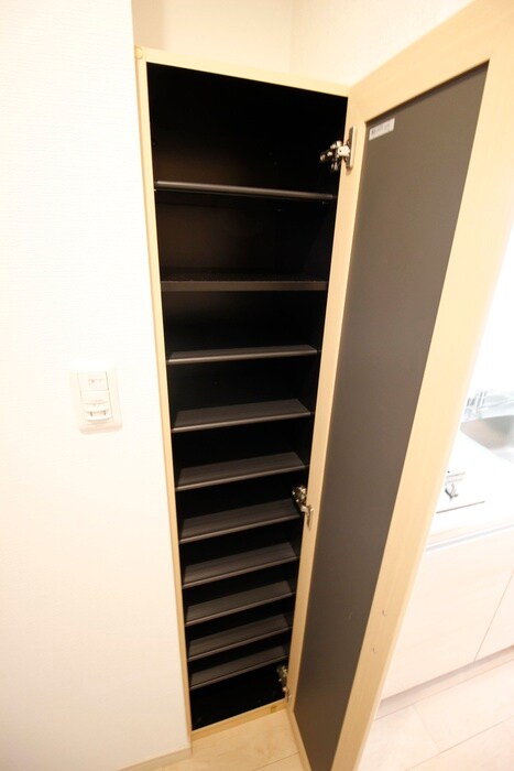 靴箱 スプランディッド難波Ⅱ