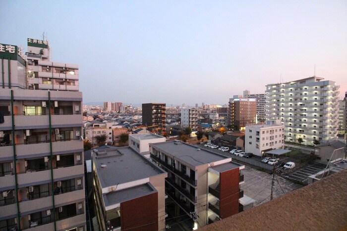 室内からの展望 ｴｽﾃﾑｺ-ﾄ新大阪Ⅶｽﾃ-ｼｮﾝﾌﾟﾚﾐｱﾑ