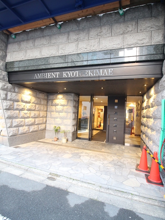 エントランス部分 アンビエント京都駅前(404)