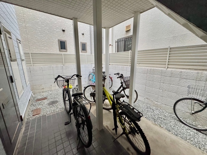 駐輪場 サンヴィレッジ森河内