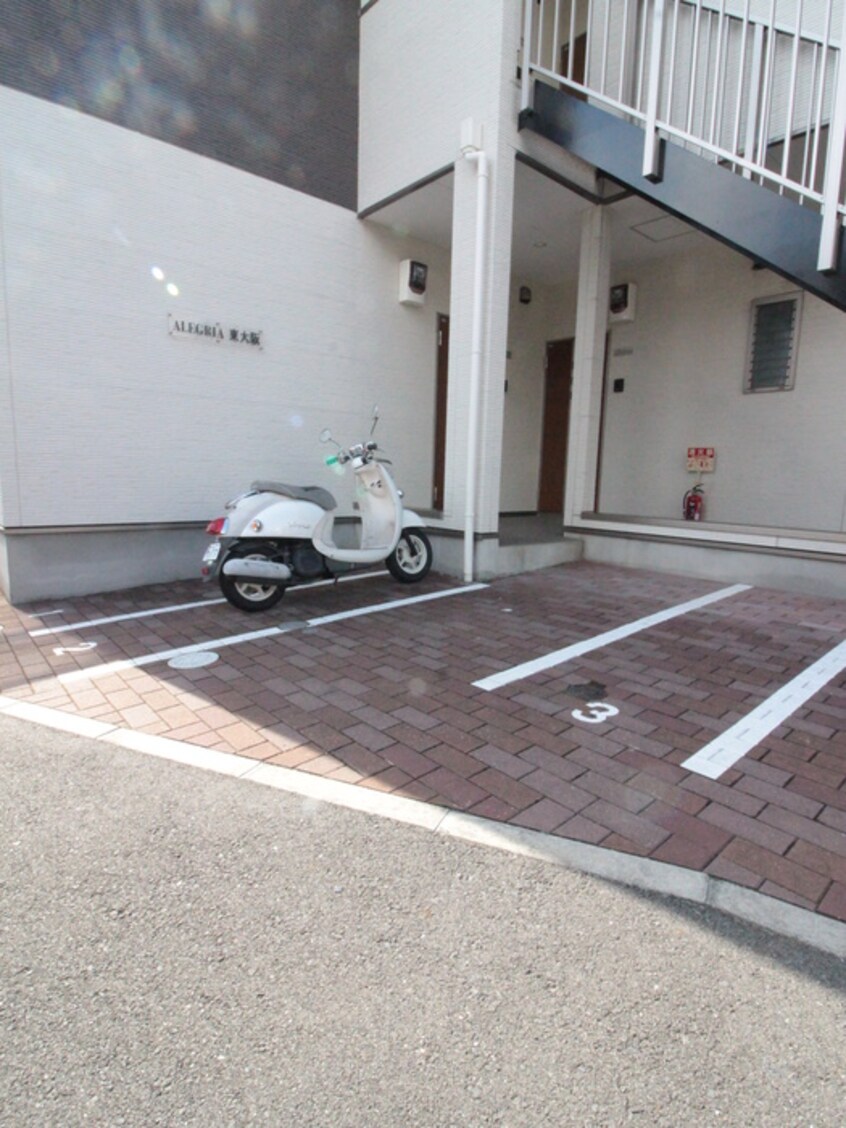バイク置き場 ALEGLIA東大阪