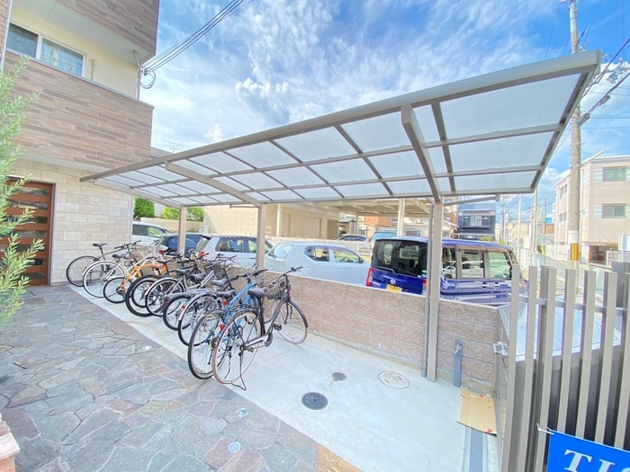 駐輪場 カーサ・パレルモ