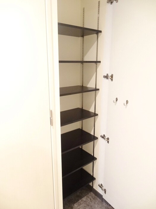 靴箱 SERENITE梅田北～Premium～