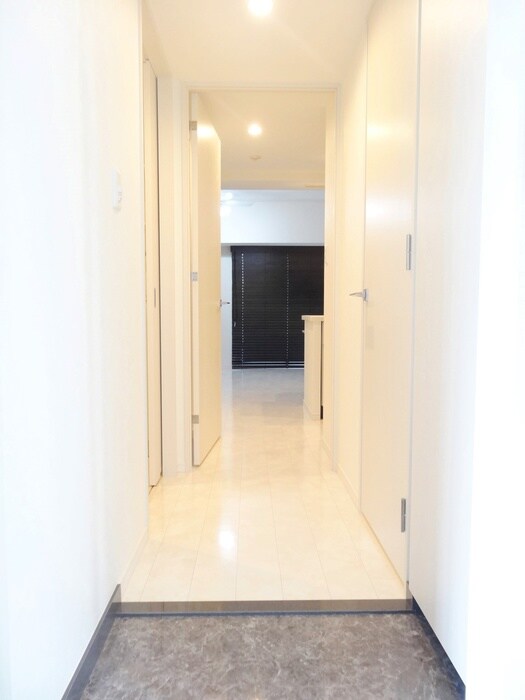 玄関 SERENITE梅田北～Premium～