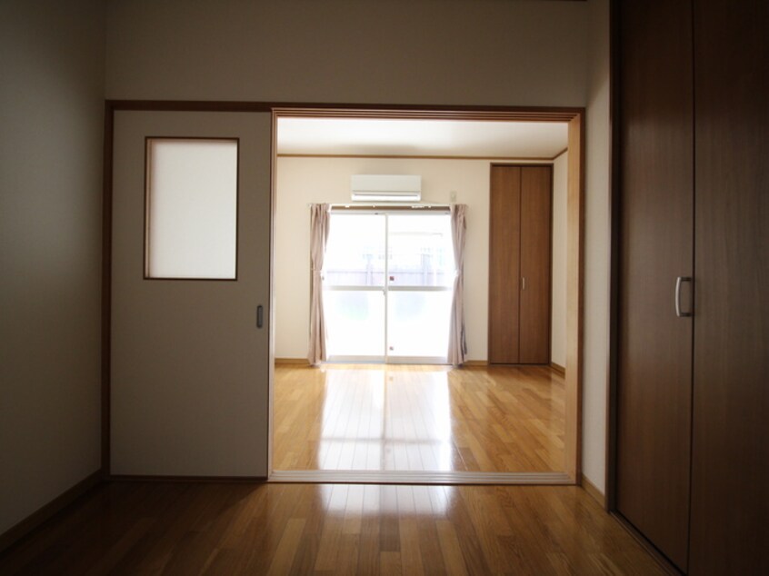 居室 マンション田井城