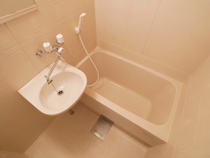 バス／シャワールーム等 ランシング
