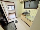 キッチン フラップハウス