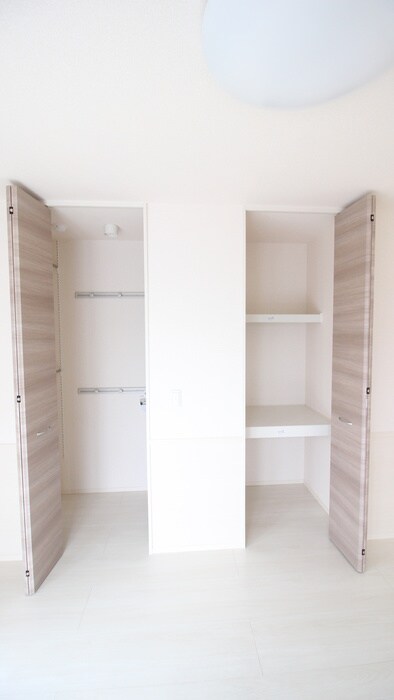 収納 グロリアハイツはびきのＡ棟